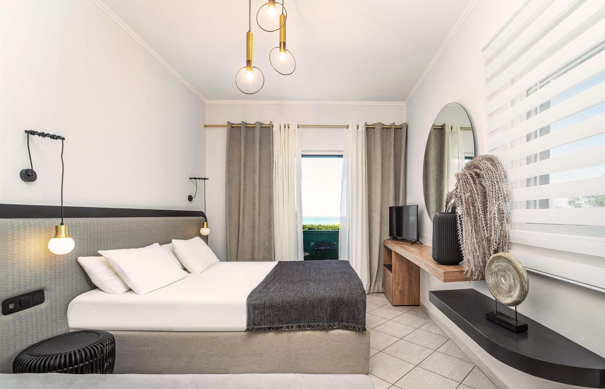 San Giovanni Beach Resort And Suites อายิโอส โยอันนิส ห้อง รูปภาพ